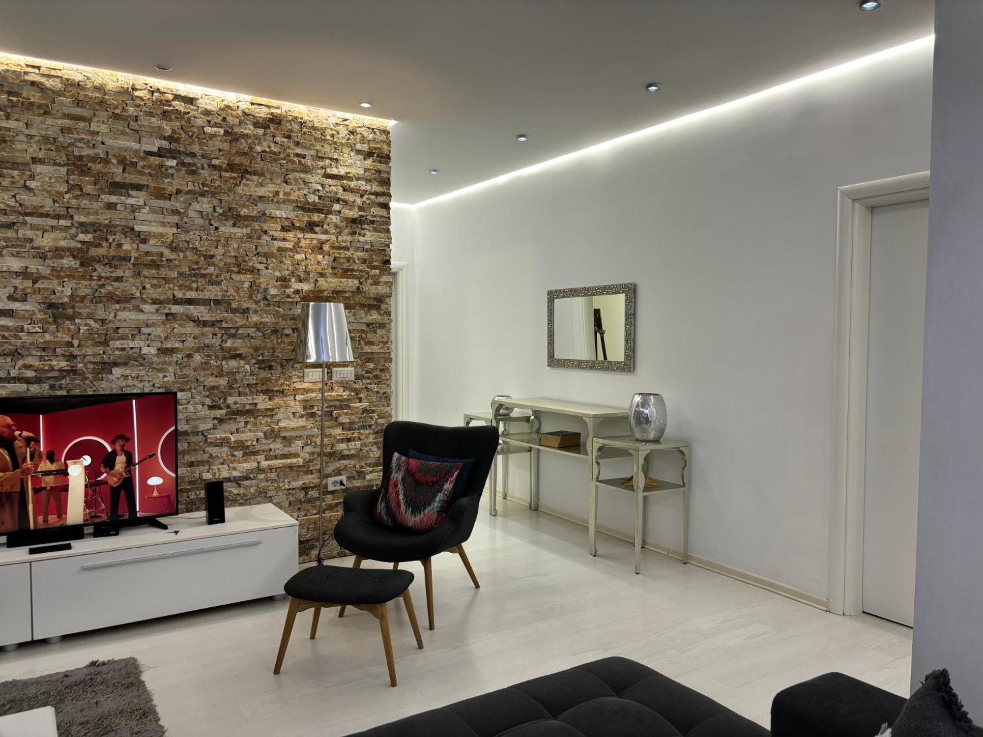 Tam Serviced 2Bdr Apartment City Center No6 Tiranë Luaran gambar