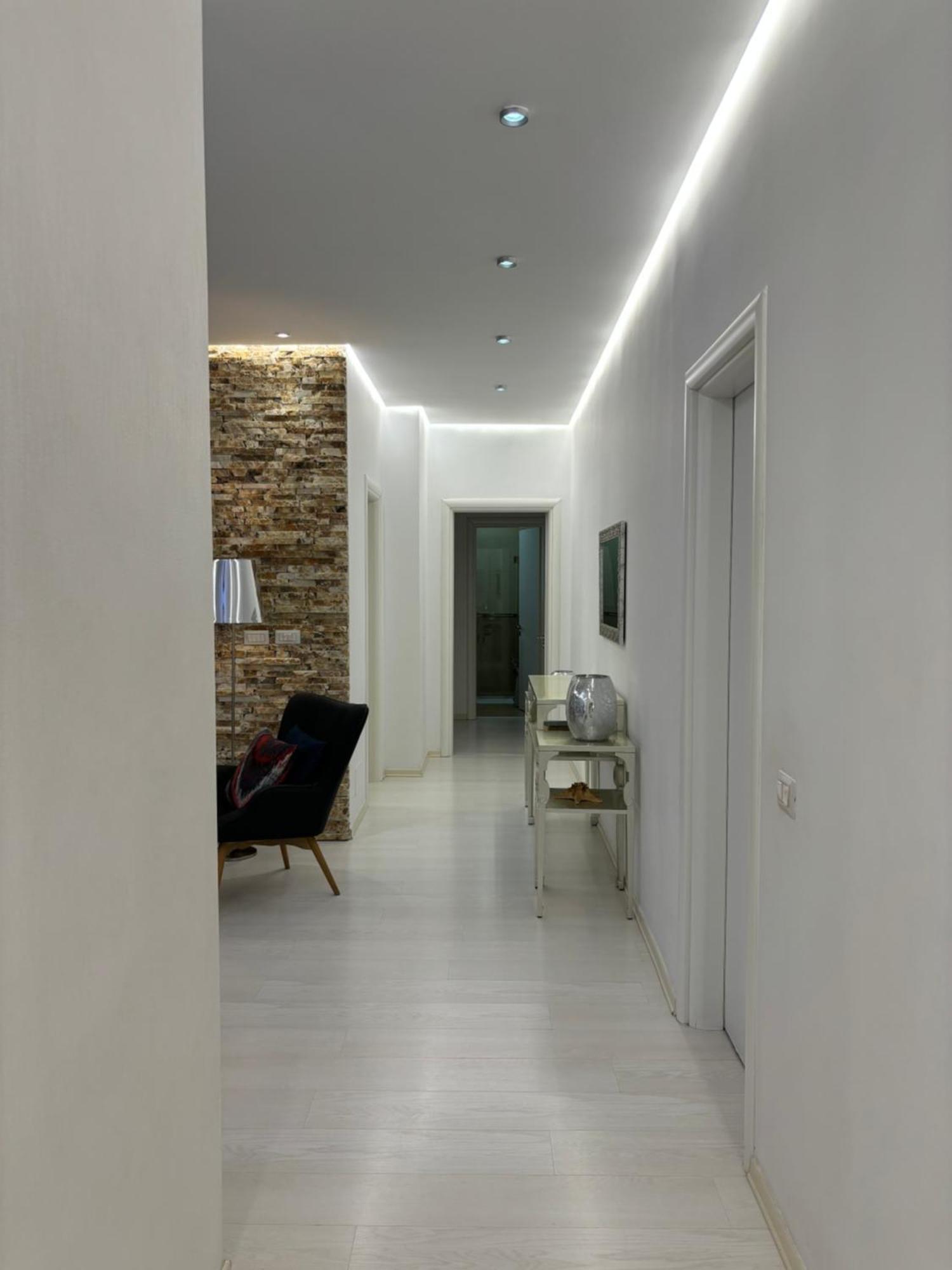 Tam Serviced 2Bdr Apartment City Center No6 Tiranë Luaran gambar