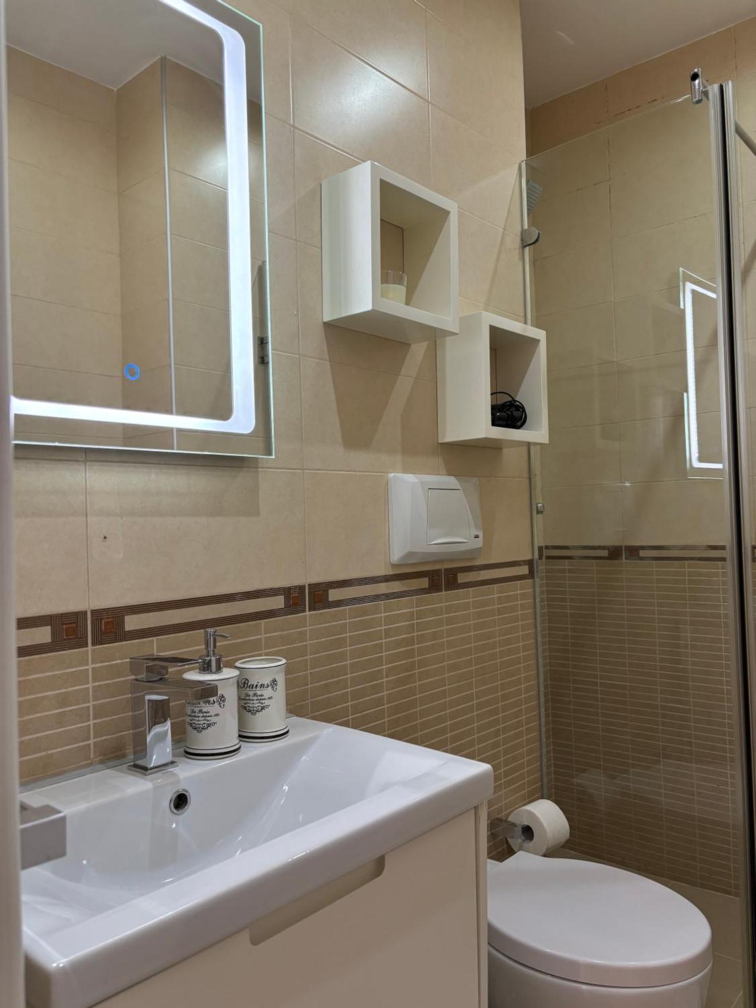 Tam Serviced 2Bdr Apartment City Center No6 Tiranë Luaran gambar