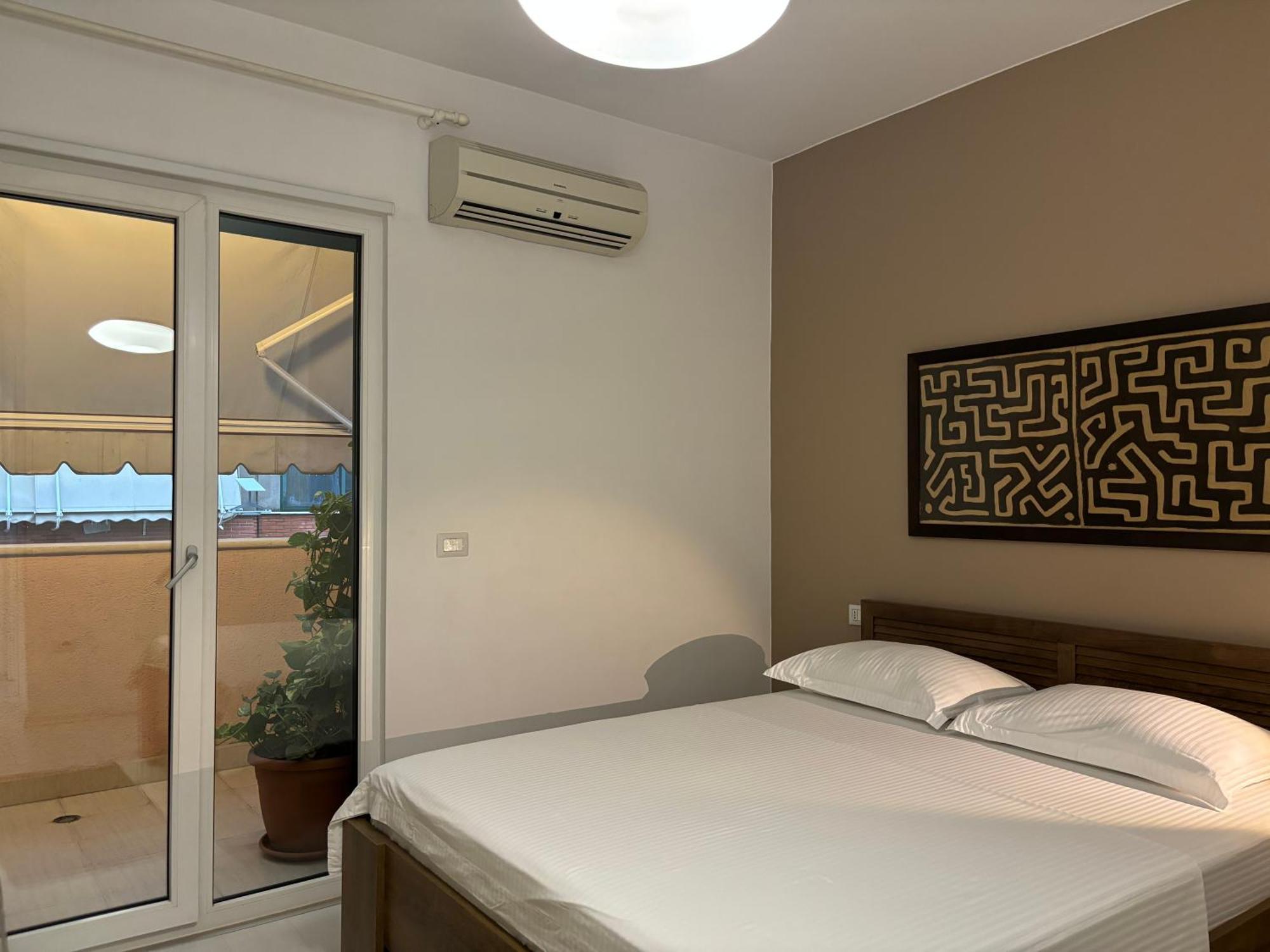 Tam Serviced 2Bdr Apartment City Center No6 Tiranë Luaran gambar