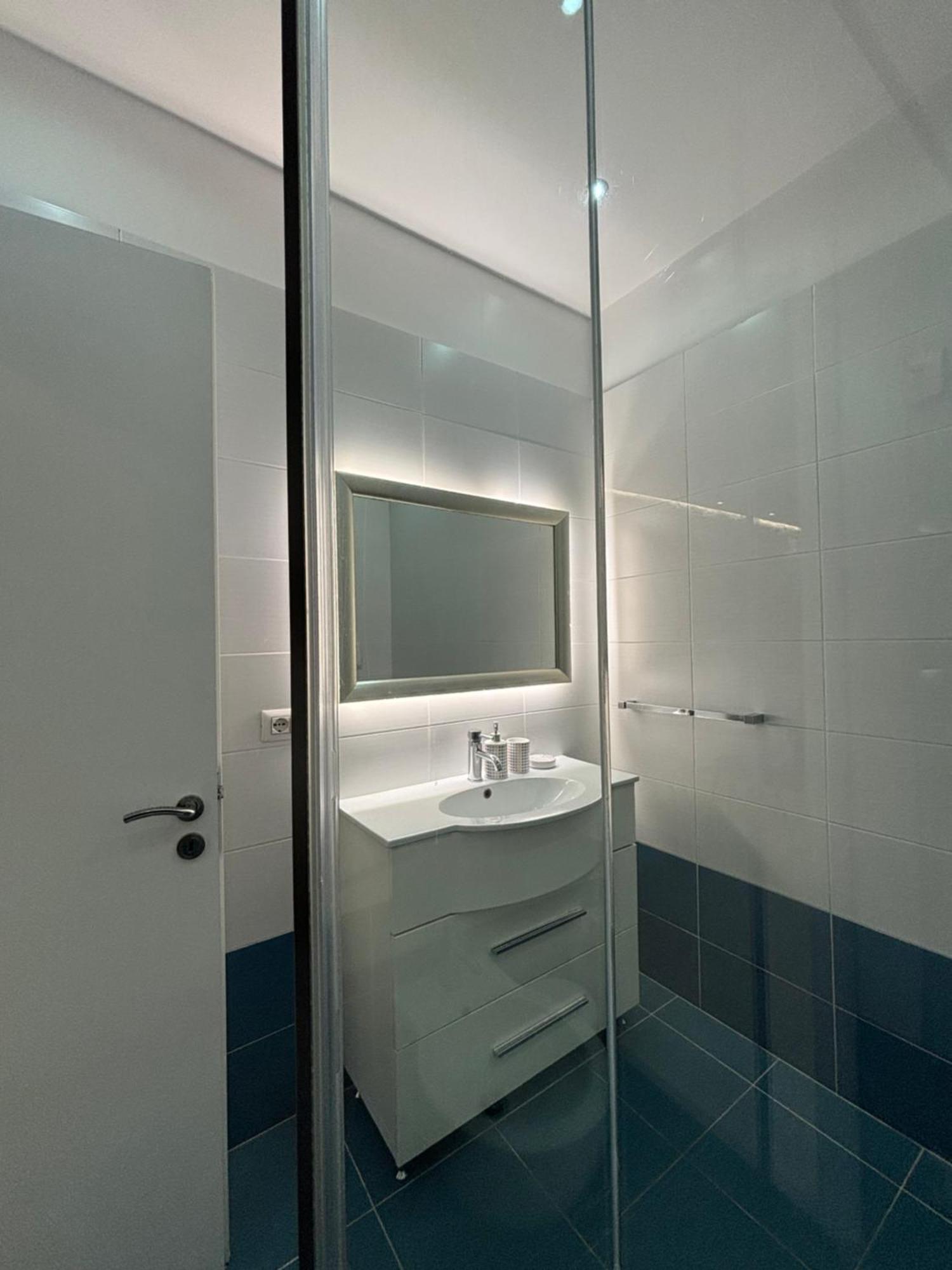 Tam Serviced 2Bdr Apartment City Center No6 Tiranë Luaran gambar