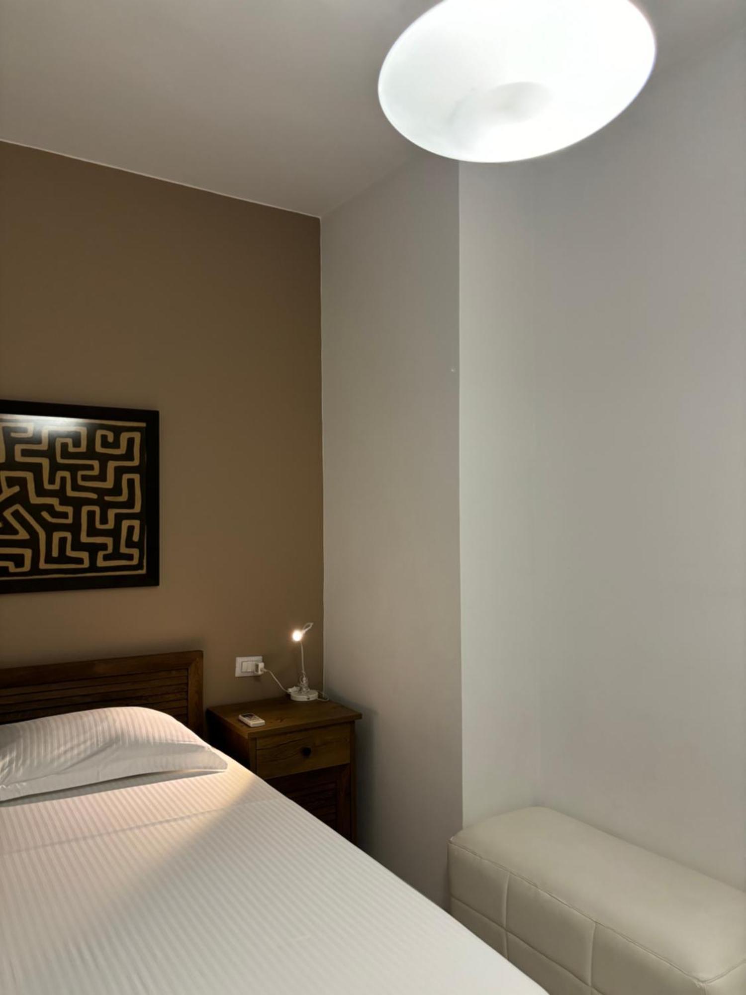 Tam Serviced 2Bdr Apartment City Center No6 Tiranë Luaran gambar