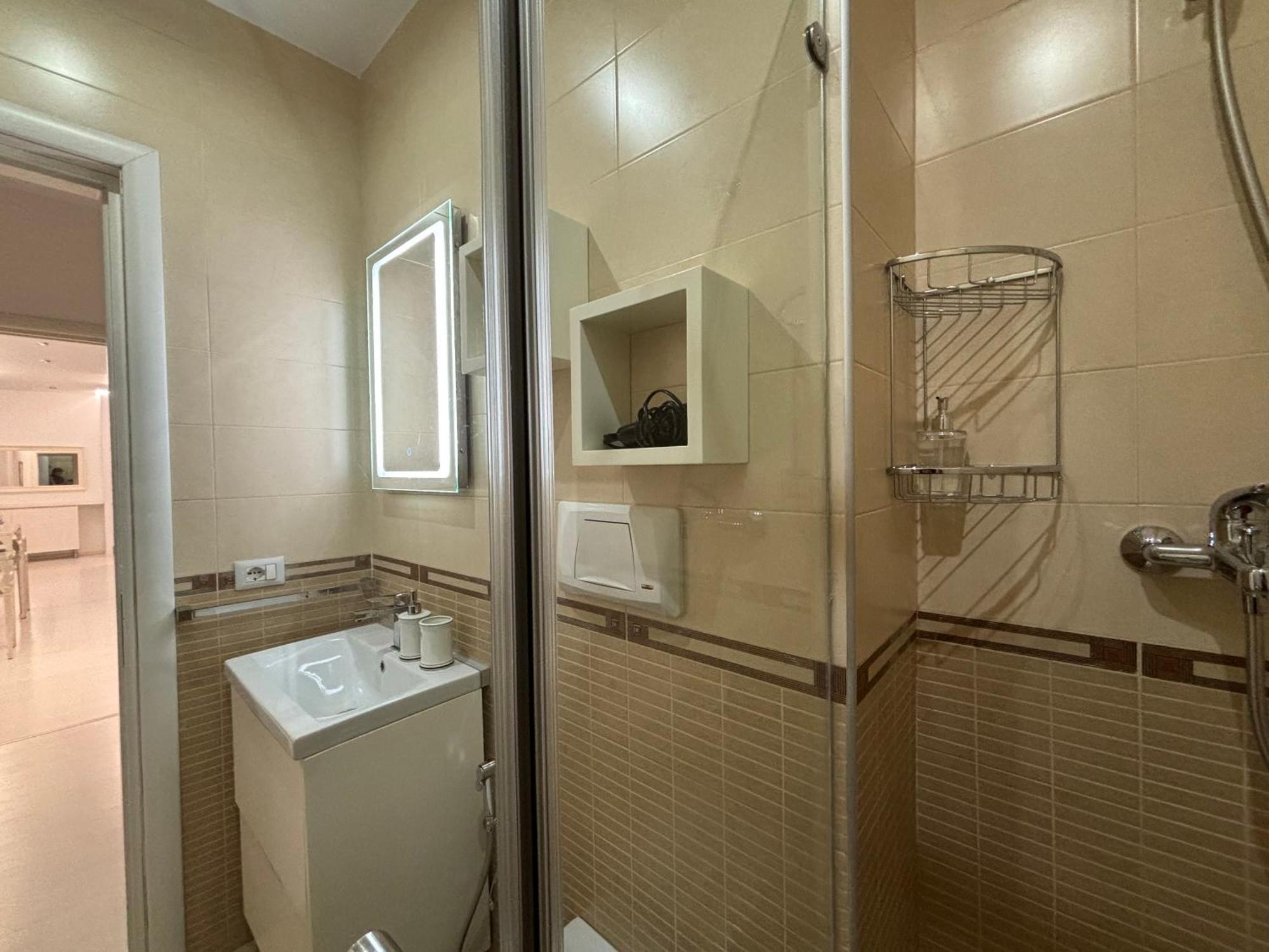 Tam Serviced 2Bdr Apartment City Center No6 Tiranë Luaran gambar